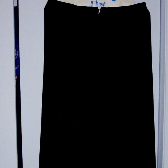 California Sportgems Ladies Long Black Skirt Size 8 - Picture 3 of 5